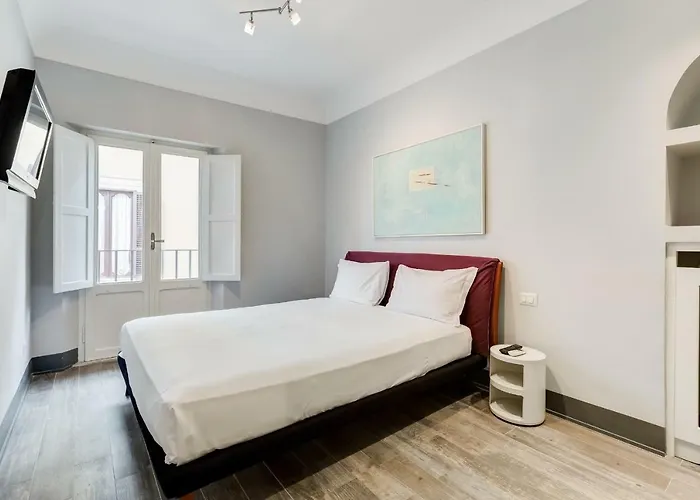 Trevi Area Penthouse *